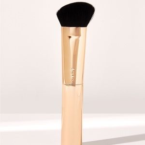 sculpt tape™ brush tarte